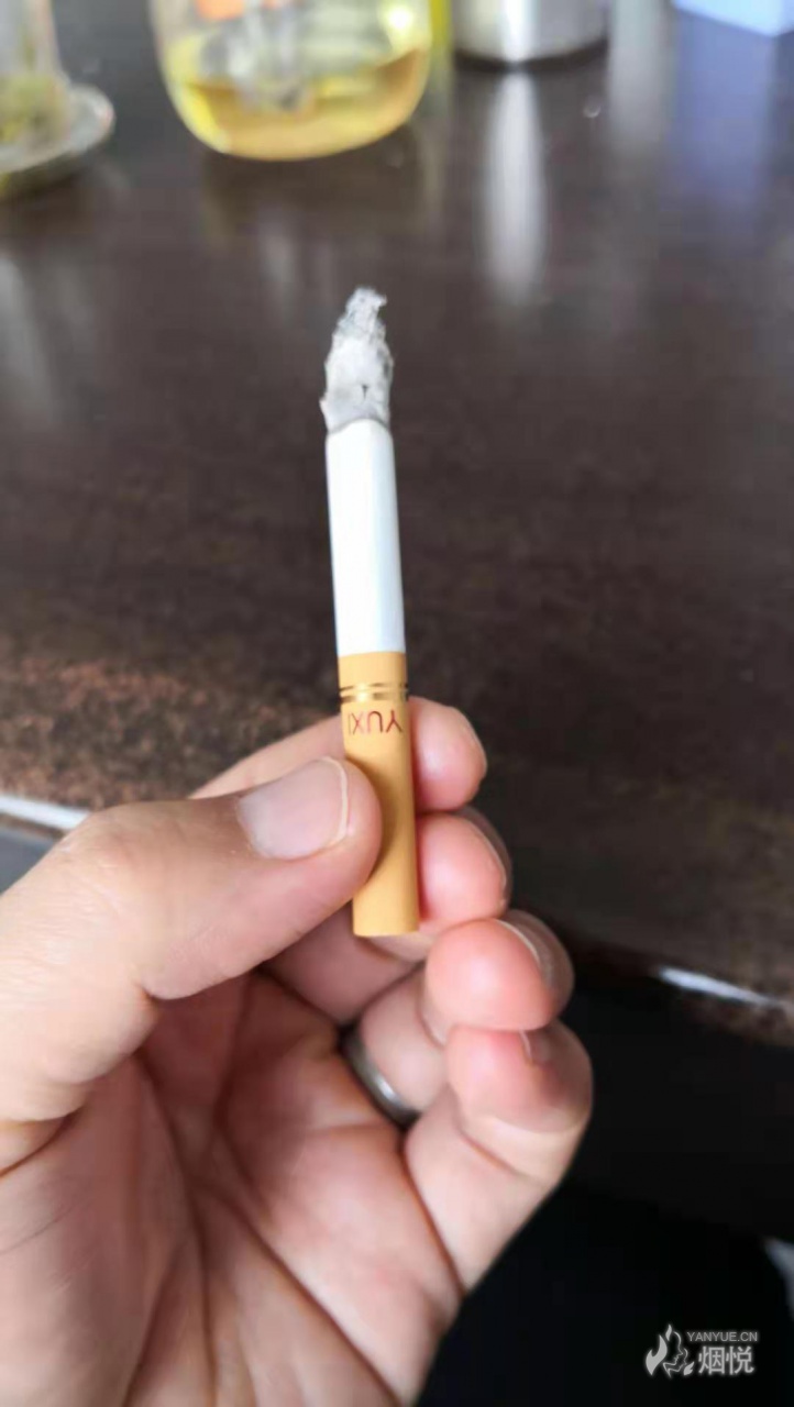 烟中华多少钱一盒_中华烟_烟中华多少钱一包