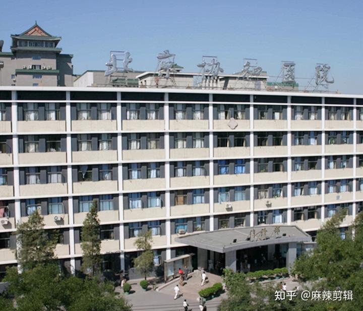 小村子造20年假烟_农村让烟的规矩_私自造烟的村子