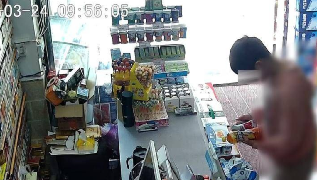 假烟中华怎么分辨_中华假烟多_假中华烟