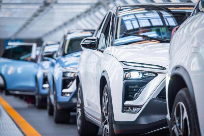 香烟中华细支多少钱一条_香烟中华价格表和图片_中华香烟