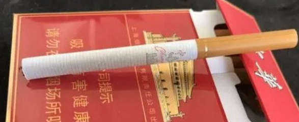 假中华烟_假烟中华怎么分辨_中华假烟多