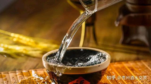 贵州茅台荷花酒价格_贵洲茅台镇荷花酒价格_贵州茅台镇荷花酒和荷花烟