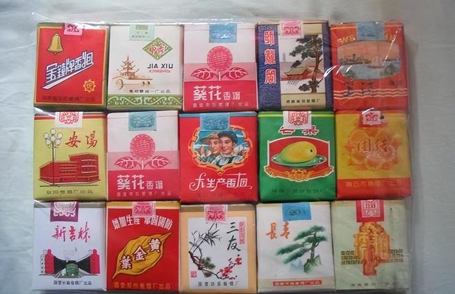 香烟云霄_云霄香烟质量怎样_云霄香烟和正规烟一样吗