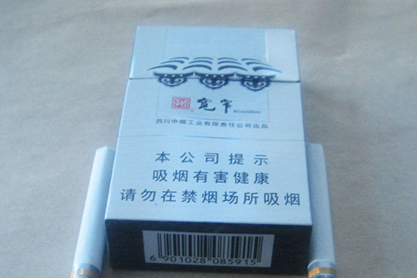 云霄系列香烟哪款好抽_云霄香烟细支_云霄香烟图片与价格