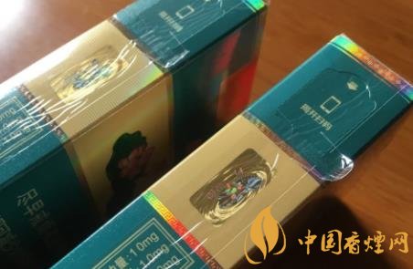 假烟中华怎么分辨_假中华看烟_中华香烟假烟是什么样子的