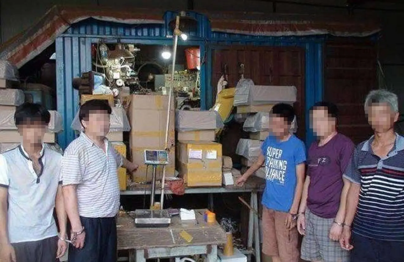 云霄系列香烟哪款好抽_云霄香烟多少钱一包_云霄香烟细支