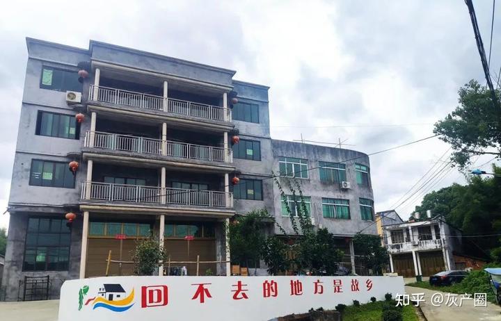 私自造烟的村子_小村子造20年假烟_农村让烟的规矩