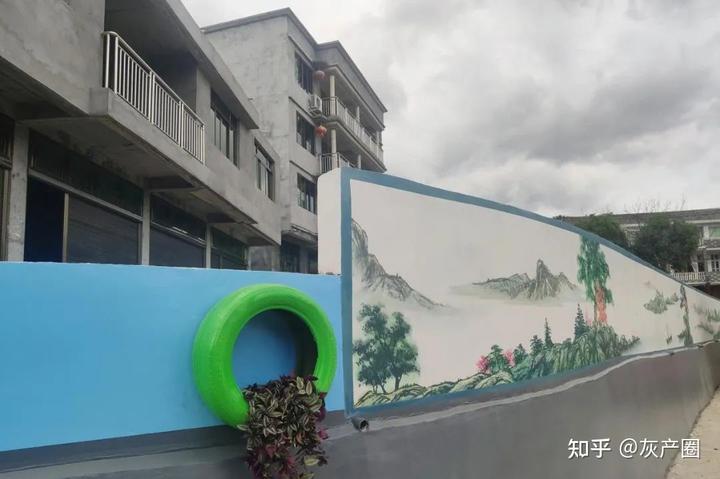 小村子造20年假烟_私自造烟的村子_农村让烟的规矩