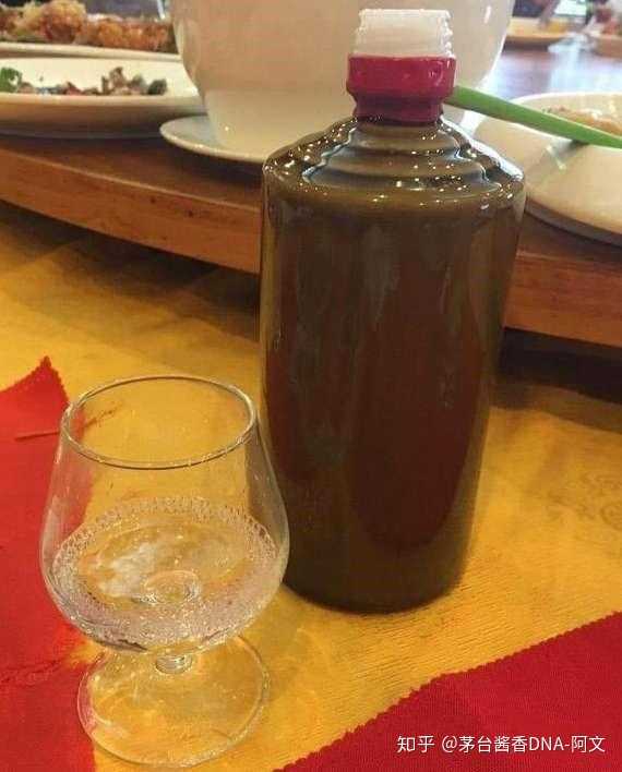 贵州茅台镇荷花酒和荷花烟_贵州茅台镇荷花酒53度价格_贵州茅台荷花酒价格