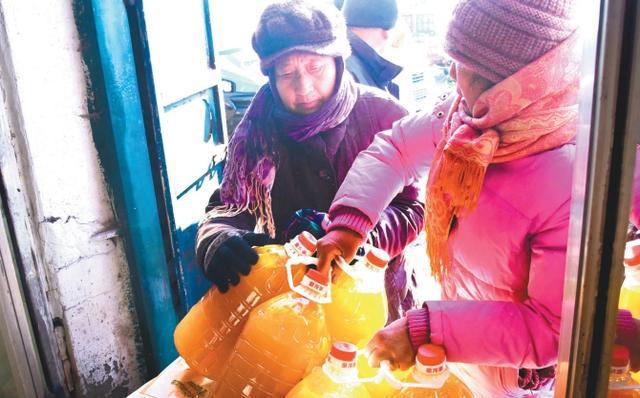 私自造烟的村子_农村让烟的规矩_农村发烟